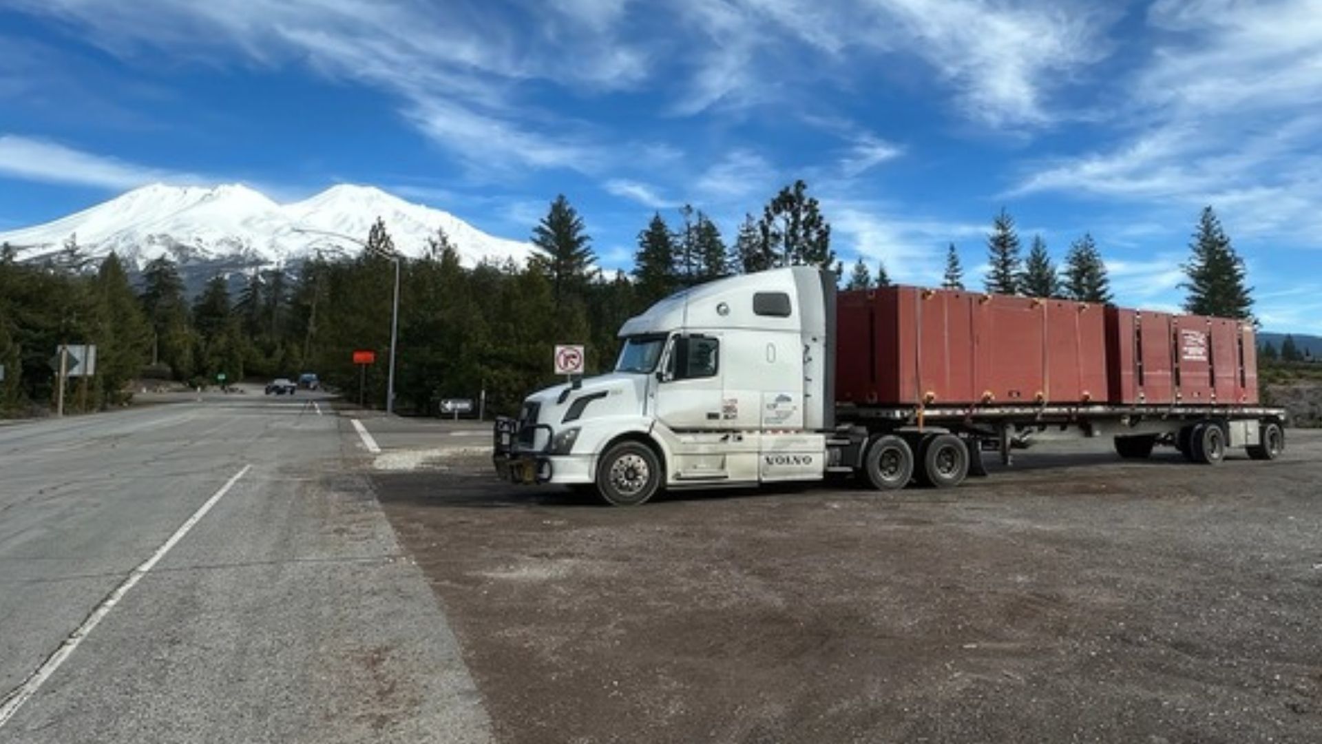 flexi-float-freight-transport-flatbed-mt-shasta-california