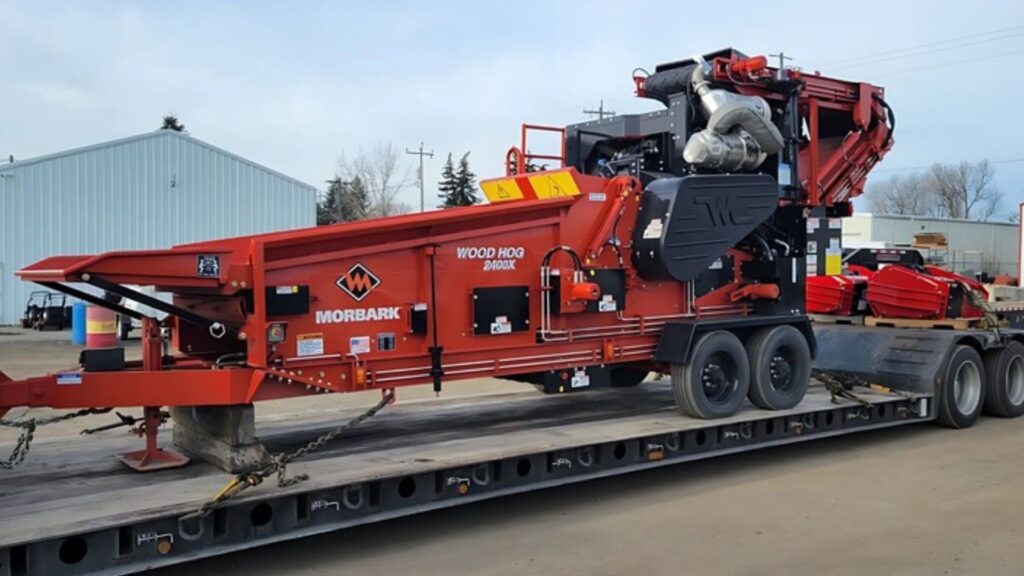 morbark-2400x-woodhog-transport-hauling-oregon