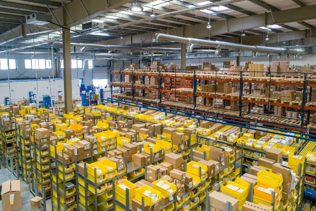 Industrial warehouse for Connecticut machinery transport and defense logistics